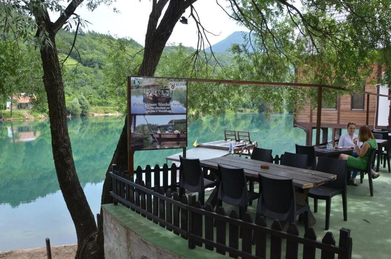 Outdoor dining 3, Hotel Neron i River View, Donji Lapac