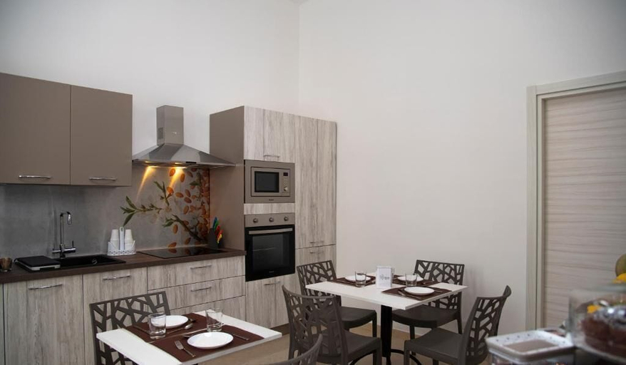 Others 2, B&B Mandorlo Bianco, Syracuse