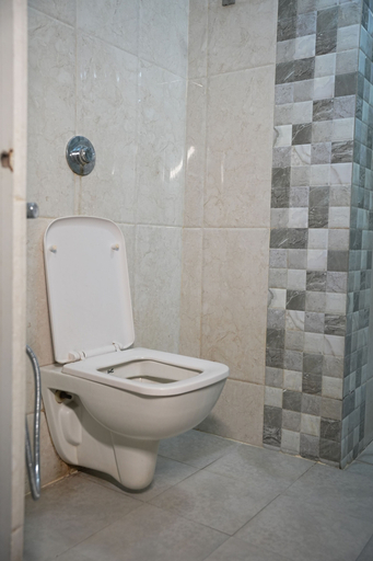 Bathroom 3, La Riviera Suites, Hyderabad