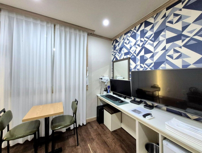 Others 5, e motel, Suncheon
