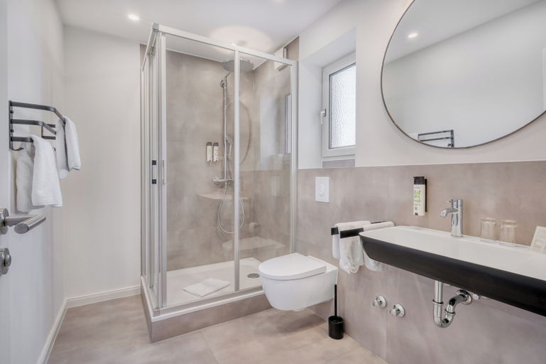 Bathroom 2, Hotel Bad Minden, Minden-Lübbecke