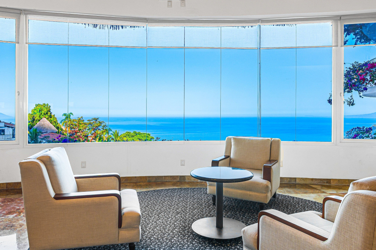 View from room, Stylish Hillside Suite W/rooftop Pool, gym Access, AC & Family-friendly Layout, Puerto Vallarta