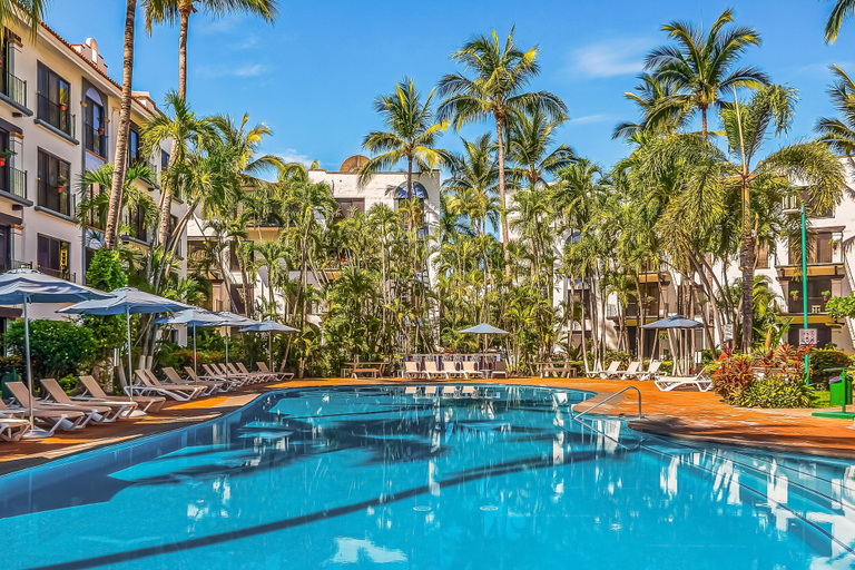 Pool 4, Cozy Apartment w/ Balcony, Pool Views, Free Wifi, Puerto Vallarta