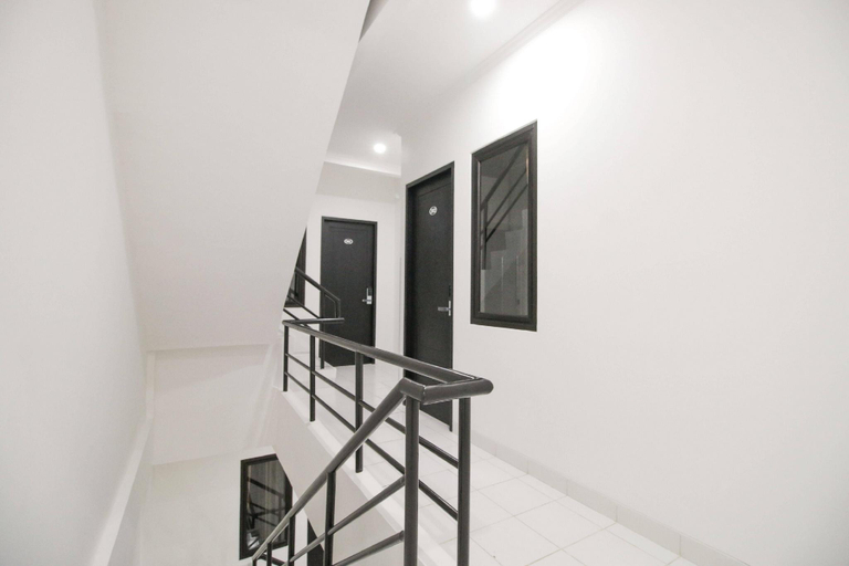 Public Area, RedDoorz @ Ruko ITC Roxy Mas, Central Jakarta