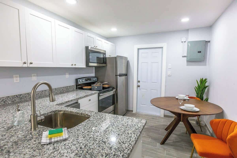 Interior 3, Trendy Home by Jet Skis, Parks & Art Hotspots, Sarasota