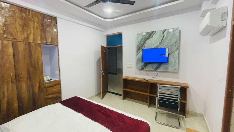 Room 2, sai sansthan inn, Lucknow