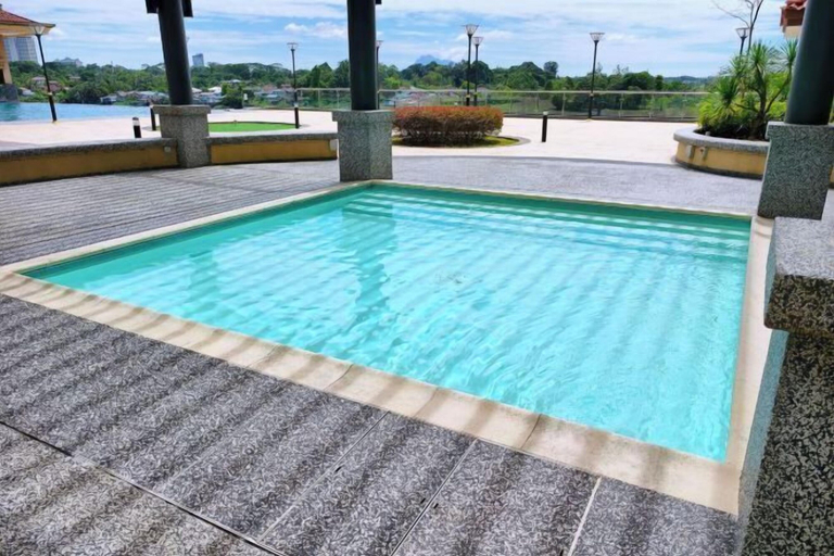 Pool 4, Riverine Diamond Studio RDA09, Kuching