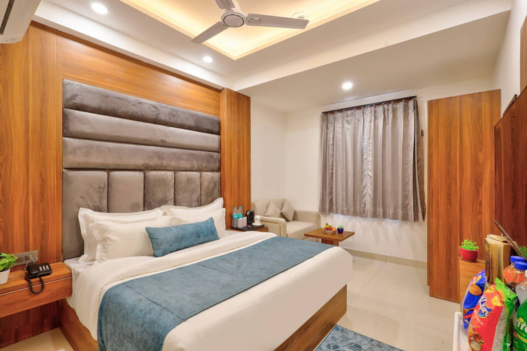 Room 2, Hotel Elysian at Delhi Airport, Delhi