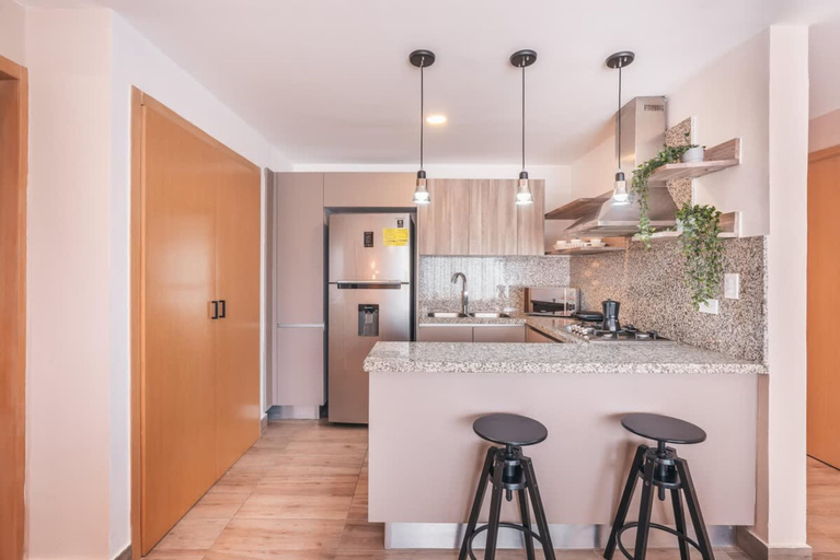 Others 5, Flat in Piantini 304, Distrito Nacional