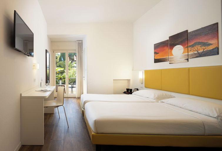 Bedroom 3, Hotel Villa Claudia - Active and Relax, Trento