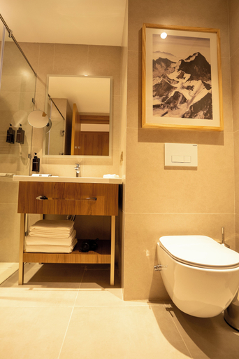 Bathroom 5, ZAFARON PREMIUM HOTEL, Bo'stonliq