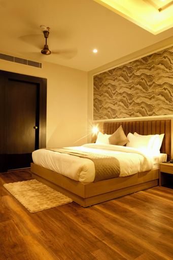 Room 5, Red Sapphire Royal, Moradabad