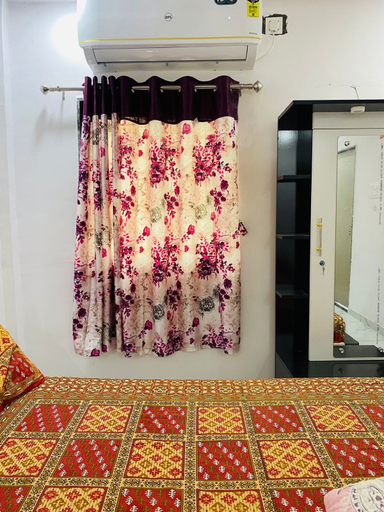 Room 2, Radheshyam homestay, Narmada