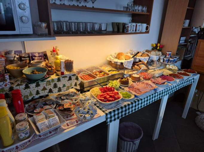 Food & Drinks 4, Abszolut Panzio, Hévíz/Keszthely
