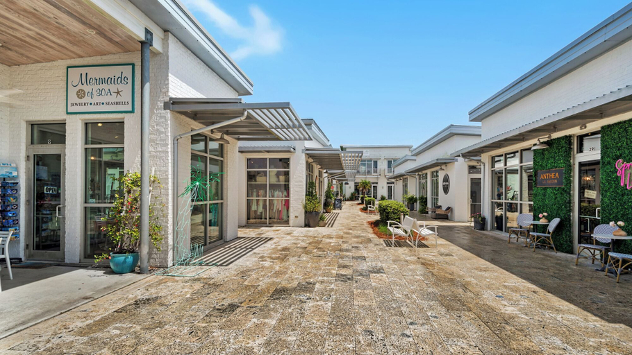 Terrace/patio 4, 3BR Camp Creek Home in Seacrest With Pool & Beach Access, Walton