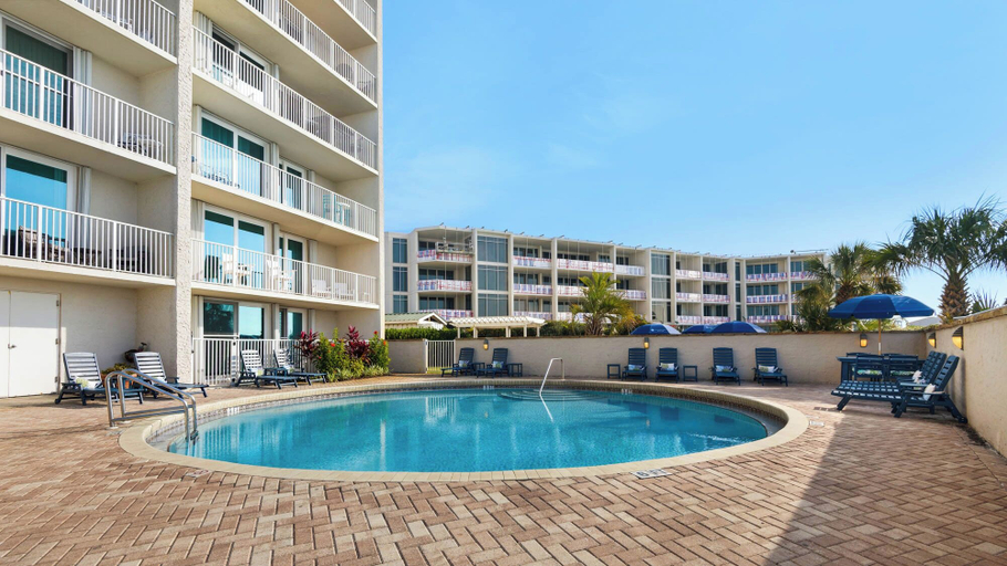 Pool 3, 12th-floor Gulf Views w/ Private Beach + Free Tickets: Dolphin Cruise & More!, Walton
