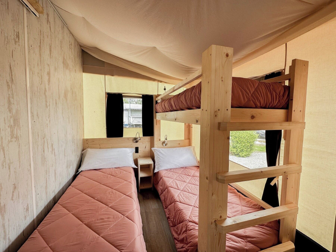 Bedroom 3, Sereno Camping Holiday, Brescia