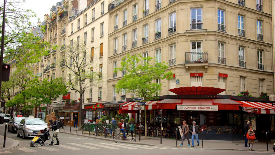 Exterior 2, 1592 Félicité, Paris