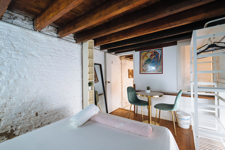 Bedroom 2, airbhouse private rooms & apartments, Sevilla