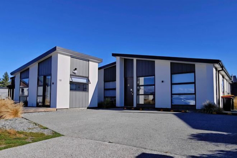 Exterior & Views 2, Tekapo Moments Apartment, Mackenzie