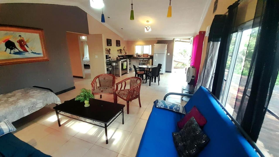 Others 5, Cerro Azul Cabins, Panamá