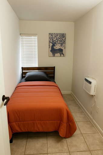 Room 2, Cabana, Miami-Dade