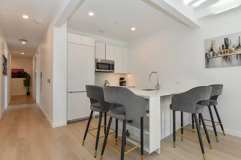 Private kitchen, Suites at Dog Lane, Tolland