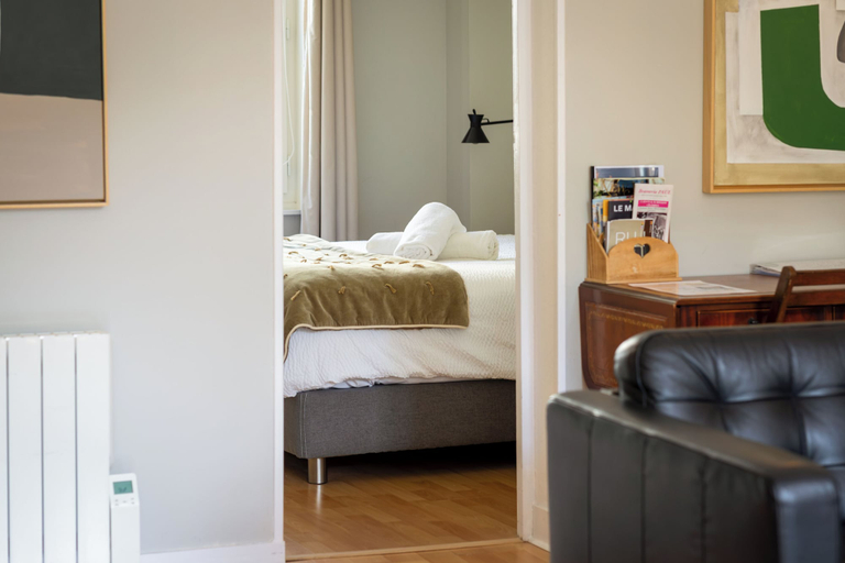 Room 4, La Venelle Saint-Nicolas, Seine-Maritime
