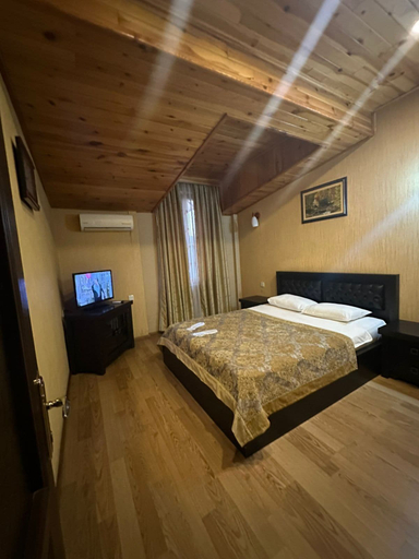 Room 3, Zarina Hotels, Batumi