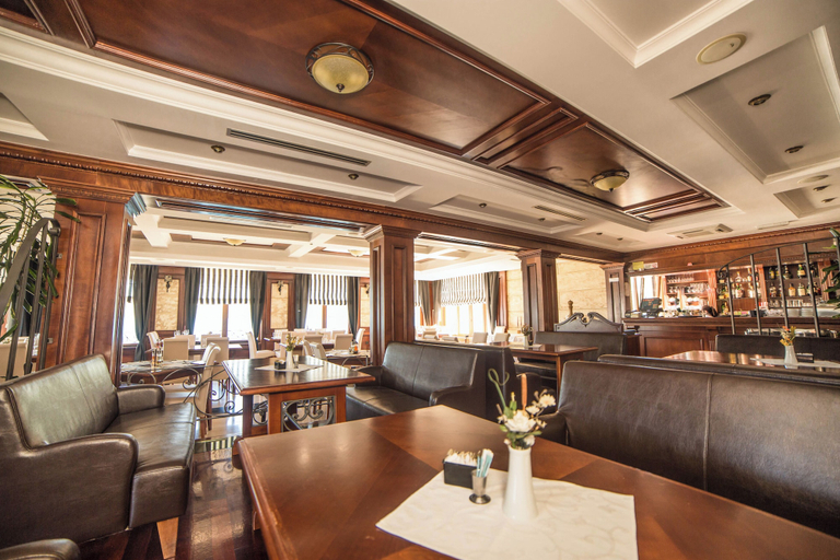 Food & Drinks 4, Hotel Fiammanti