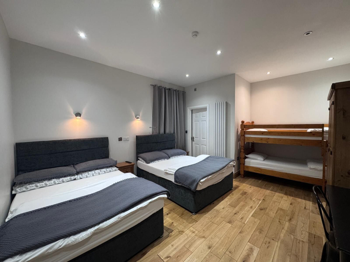 Bedroom 3, Skylark B&B, London