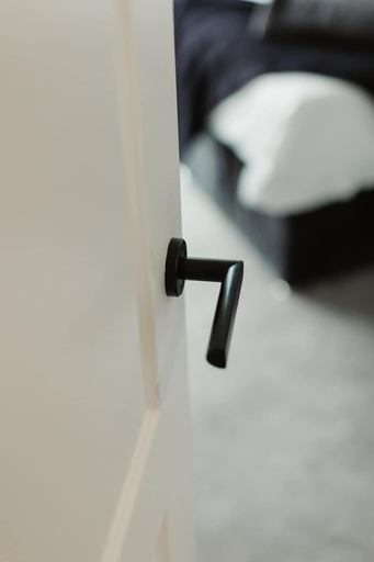 Room 3, Modern Central Leeds 3 Bedroom Apartment Sleeps 6, Leeds