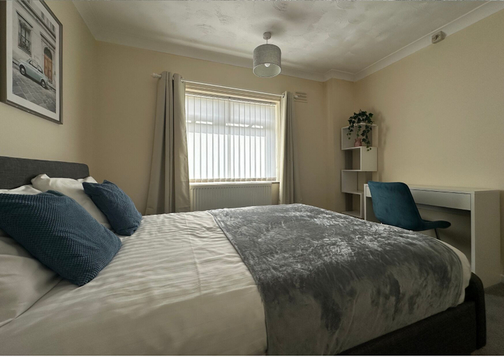 Room 5, Eye Road Retreat, Peterborough