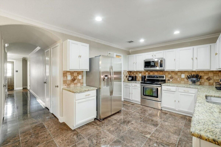 Interior 2, Grand 5BR 2 5B Villa With Pool & Hot Tub, Tarrant