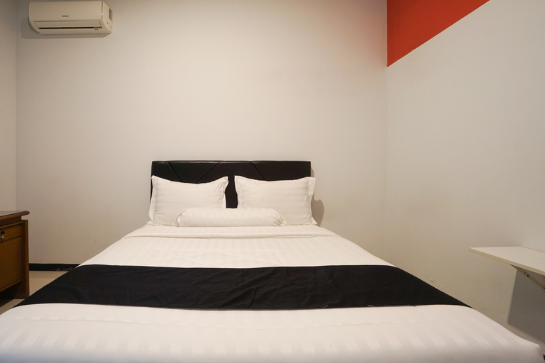 HOMESTAY HAPSARI - Tap to explore photos