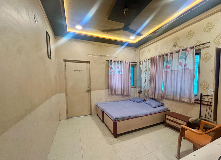 3, Shivshakti Lodge, Solapur