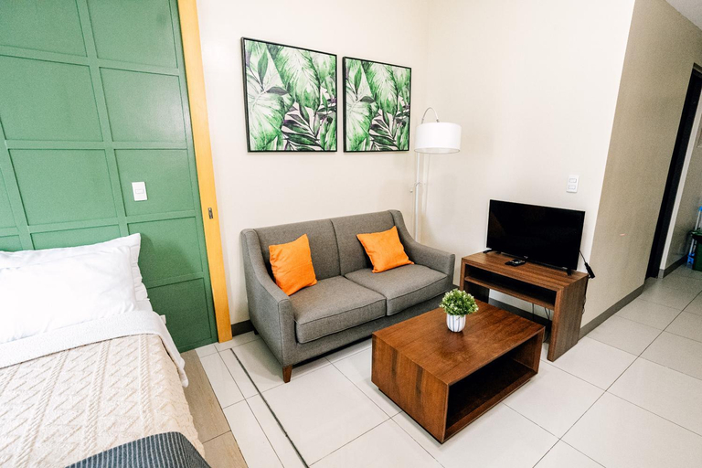 Others 5, Cozi Modern 1br condo beside One uptown Mall BGC, Taguig