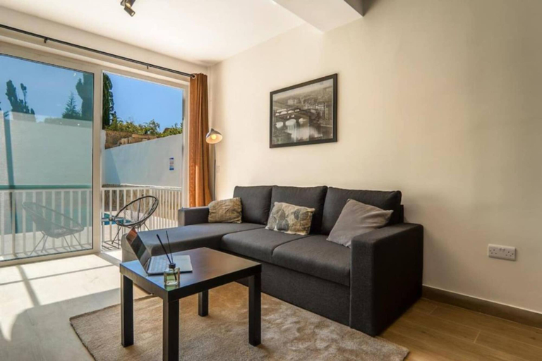 Room 4, Ground Floor Maisonette With Communal Pool in Qala