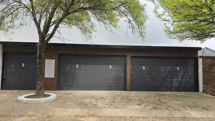 Property grounds 3, Leipoldt Self-Catering Accommodation, Gert Sibande