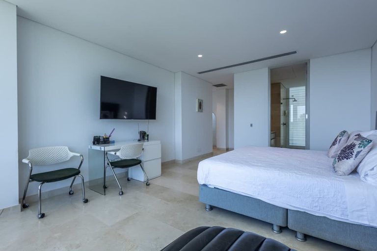 Room 2, Tropical Villa w Pool Dock Access, Cartagena de Indias