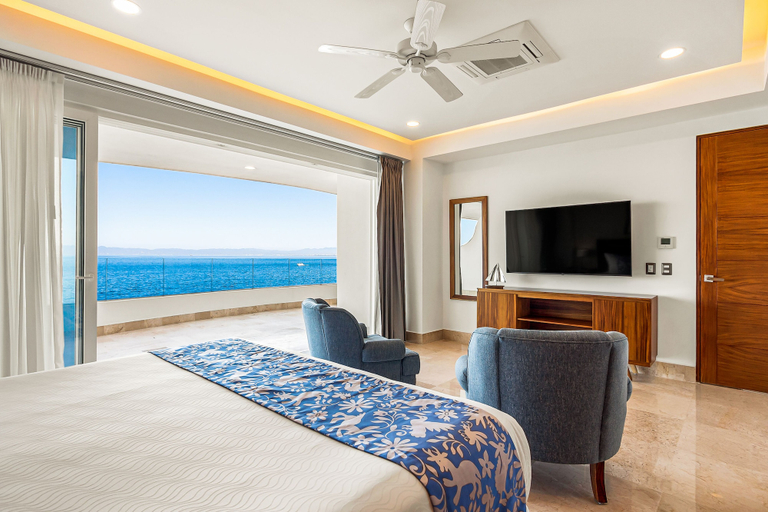 Room 2, Blue Horizon 303 @ Residences Condo in Puerto Vallarta, Puerto Vallarta