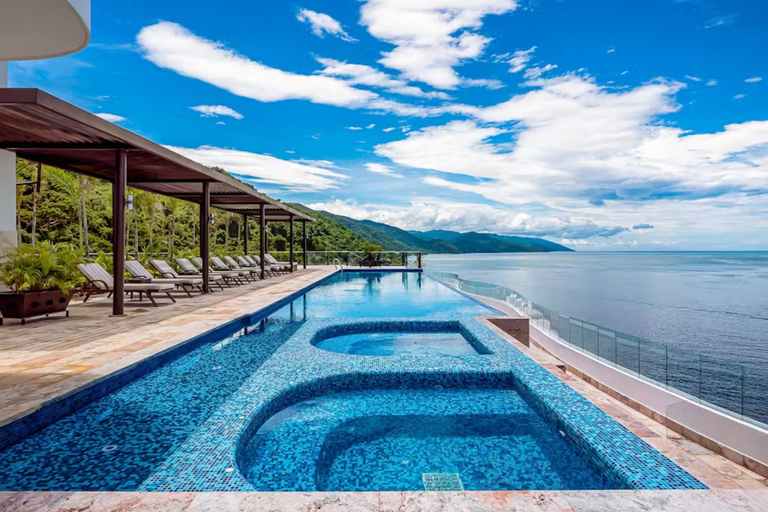 Pool 4, Exquisite Waterfront Condo With Amazing Pool, Balcony & W/D, Puerto Vallarta