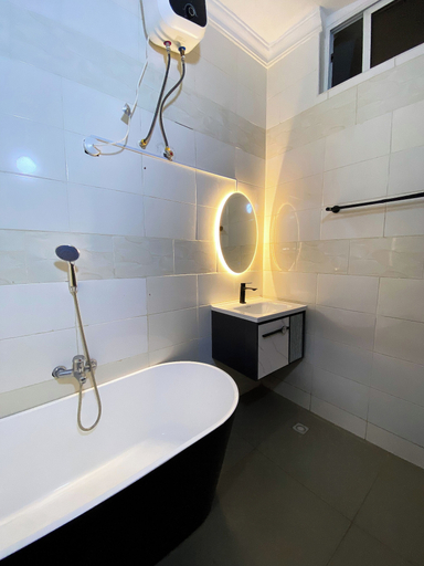 Bathroom 4, The12 by Naji Resort, AbujaMun