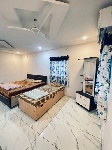 Room 3, Radheshyam homestay, Narmada