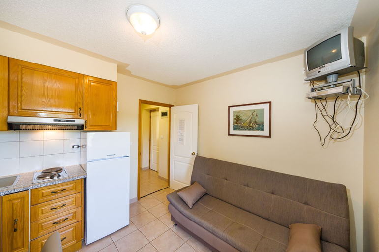 Room 5, Beachfront Apartment Mareo 5, Nin