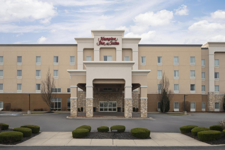 Exterior & Views 2, Hampton Inn & Suites Rochester/Henrietta, Monroe