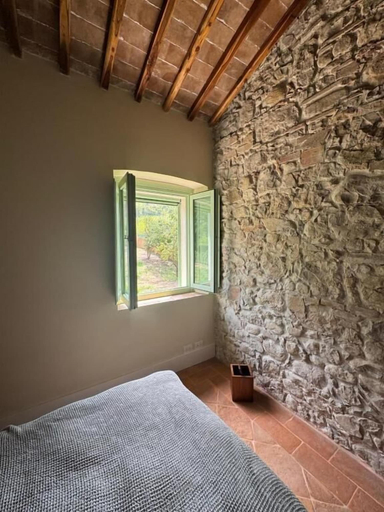 Room 5, Podere Le Marene, Terni