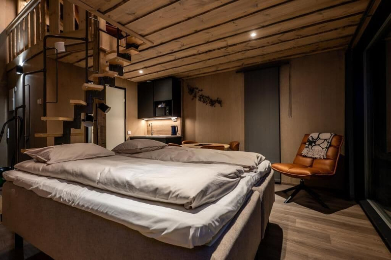 Room 4, Aurora Lake Lodges Ranua, Lapland