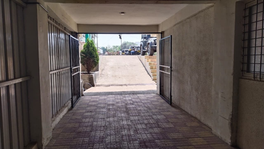 Property grounds 2, Atithi Executive Lodging, Pune