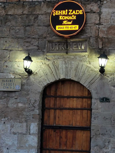 Primary image